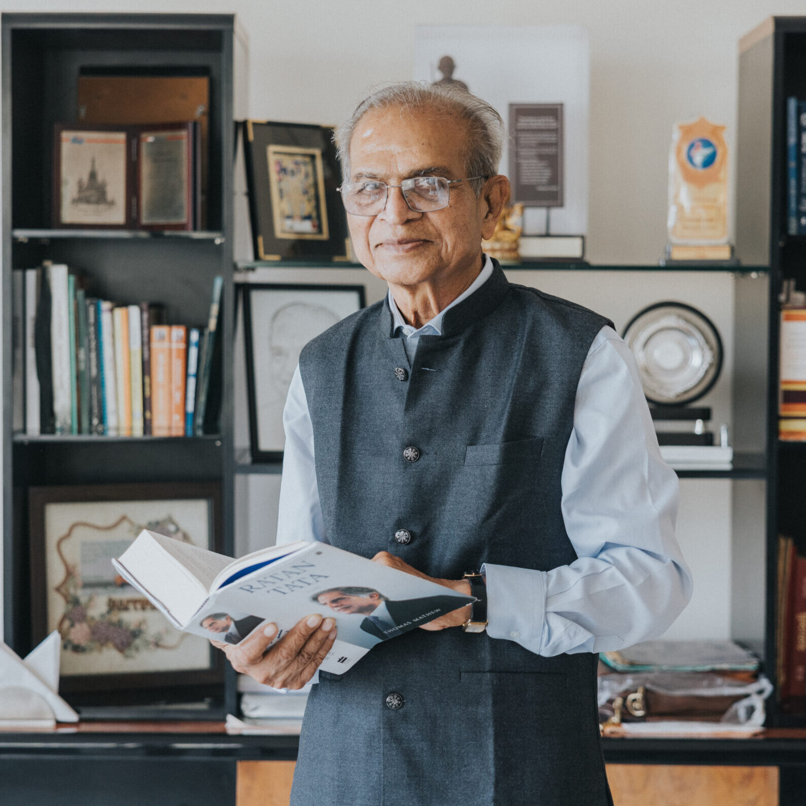 Mr. Narendra Nahata Hon’ble Chancellor, Mandsaur University