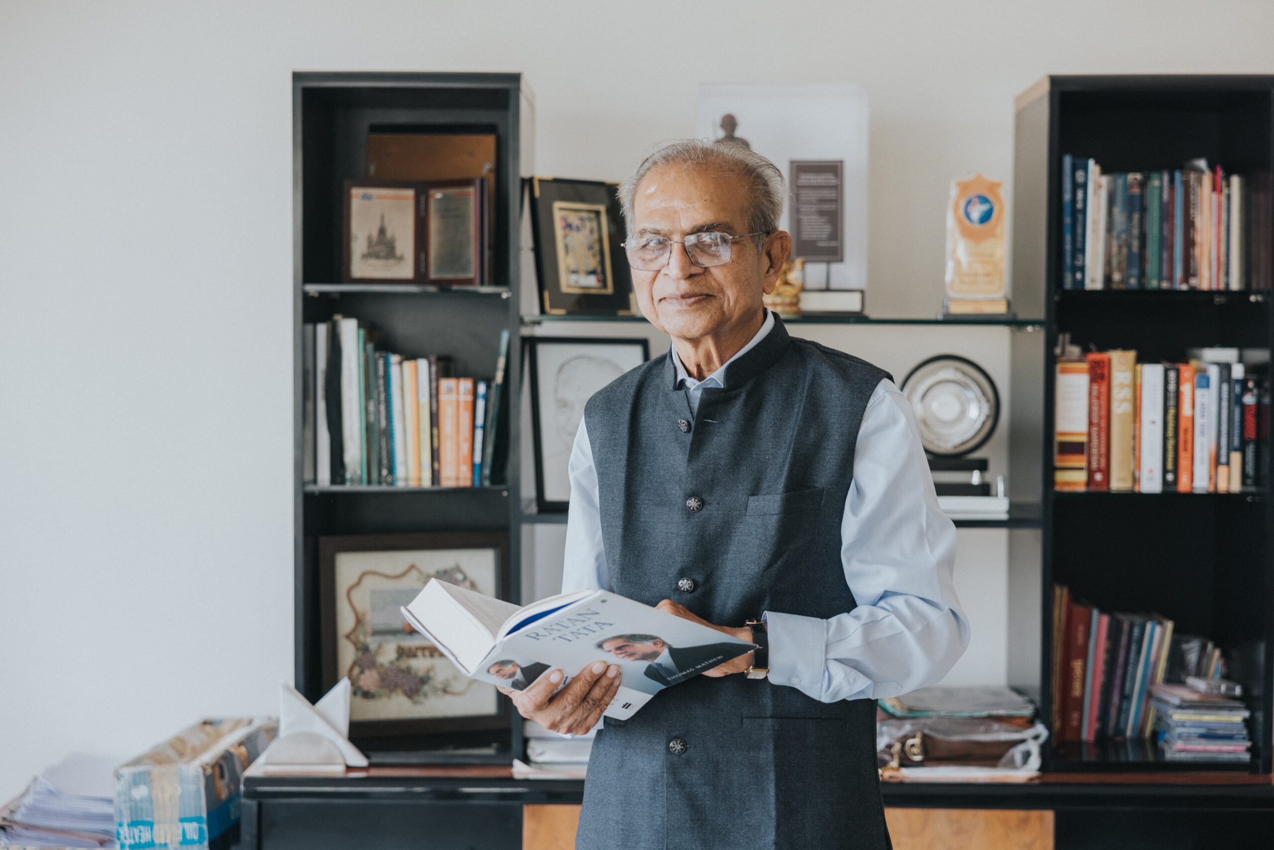 Mr. Narendra Nahata Hon’ble Chancellor, Mandsaur University